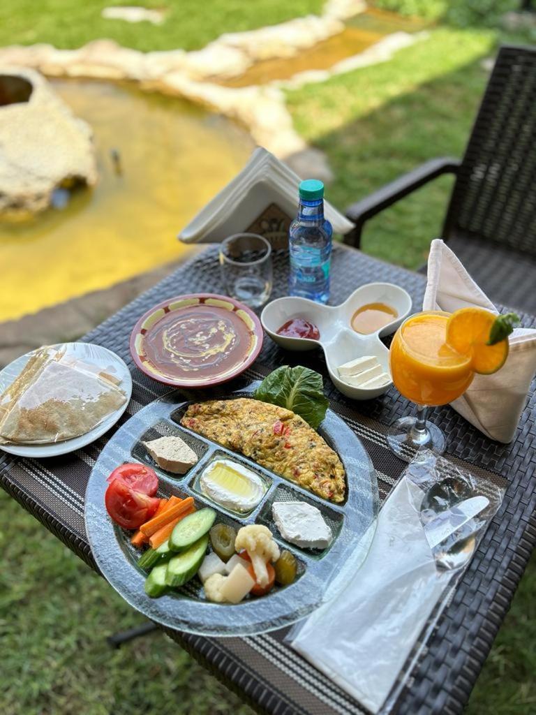 Onizah Hotel Unaizah Εξωτερικό φωτογραφία