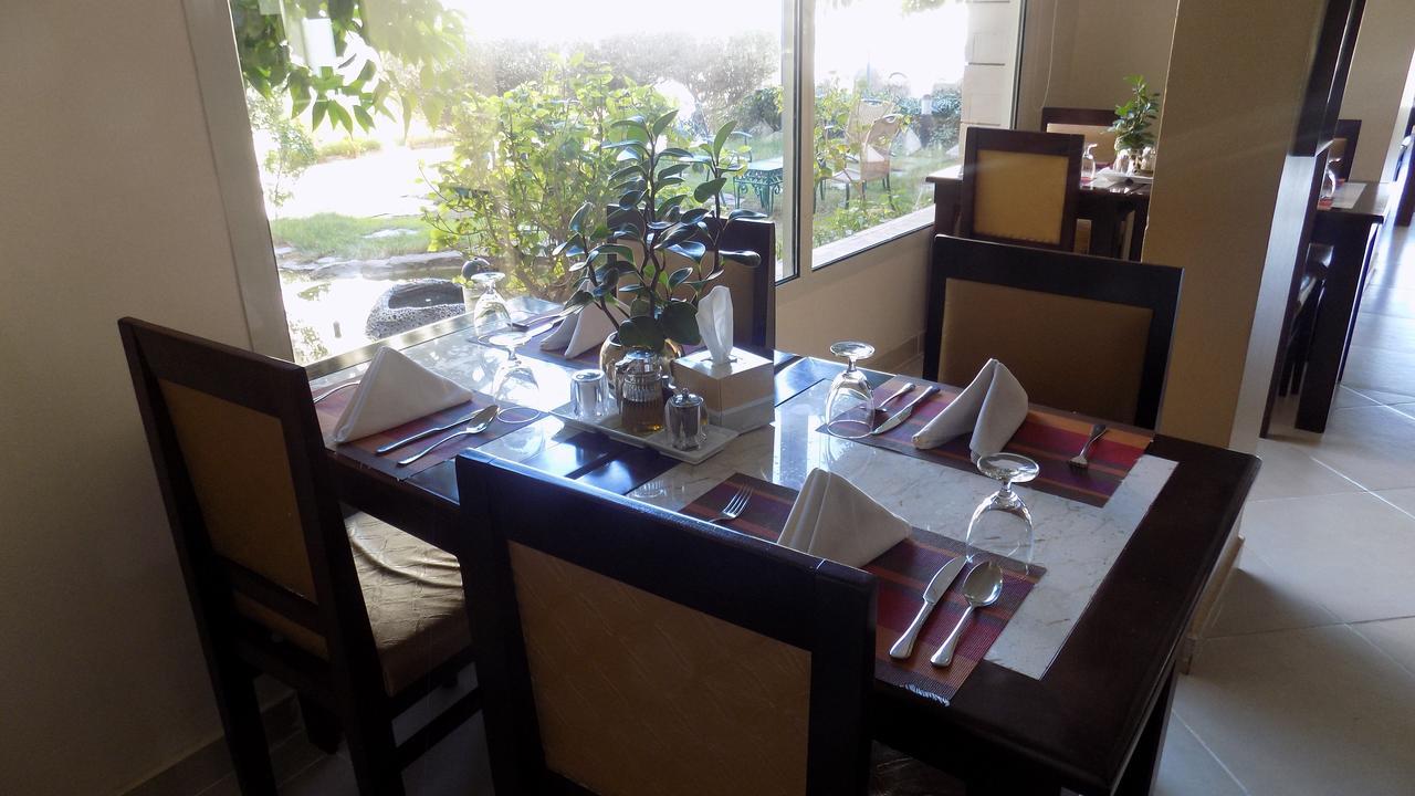 Onizah Hotel Unaizah Εξωτερικό φωτογραφία