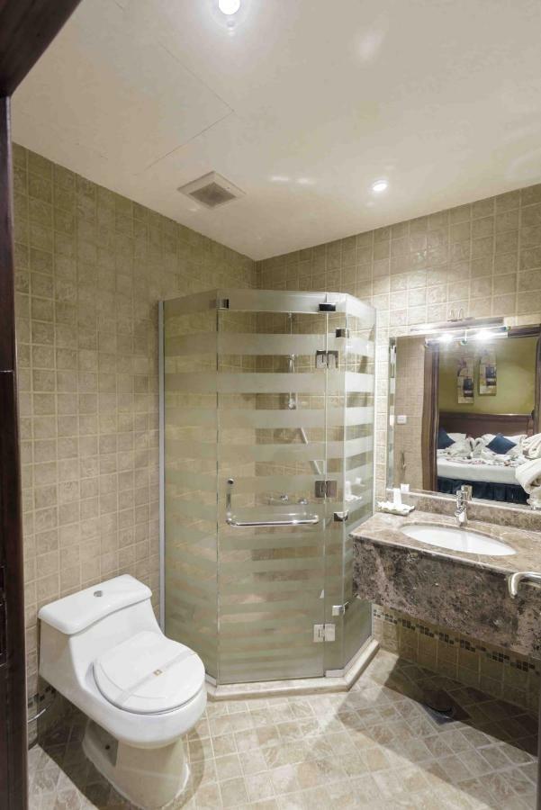 Onizah Hotel Unaizah Εξωτερικό φωτογραφία